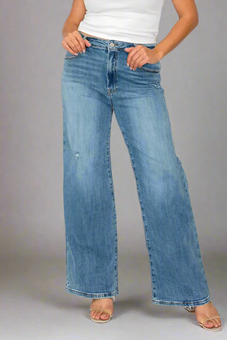 high-rise-wide-leg-jeans-studio-front