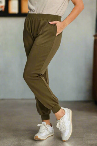 High Rise Knit Joggers with Pockets - Post & Poppy