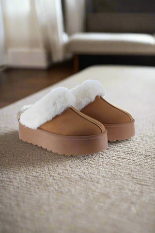 Weeboo Thick Bottom Fur Trim Snow Slippers - Post & Poppy