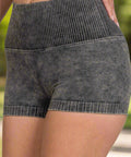 seamless-ribbed-active-shorts-closeup