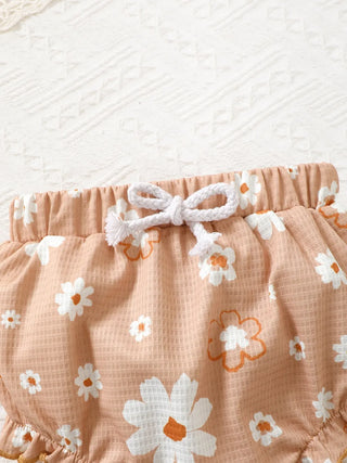 Daisy Ruffle Baby Outfit – Floral Bodysuit, Bloomers & Headband Set - Post & Poppy