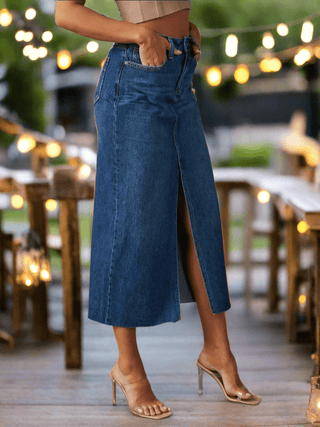 Raw Hem Front Slit Denim Midi Skirt – Casual Chic with Pockets - Post & Poppy